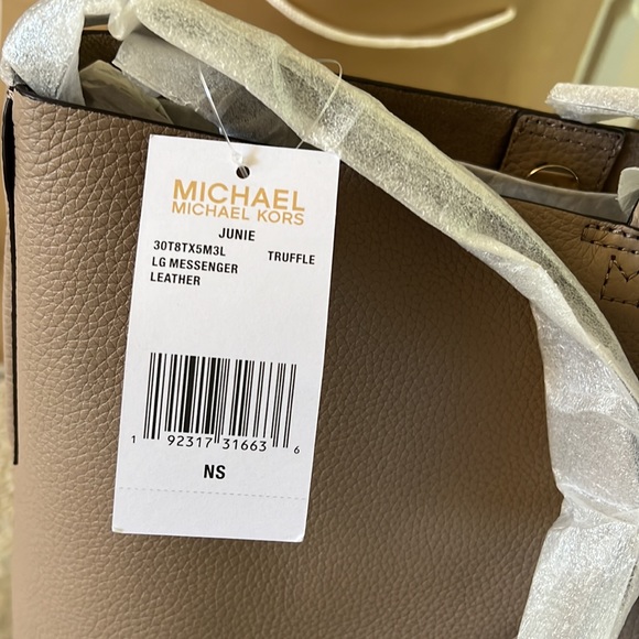 MICHAEL KORS JUNIE LARGE MESSENGER LEATHER SHOUDER PURSES 11x11 GOLD HARDWARE - Picture 4 of 13